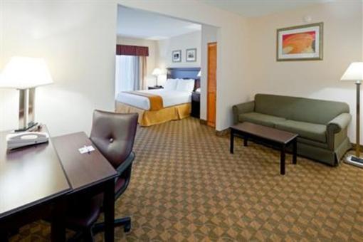 фото отеля Holiday Inn Express Carneys Point