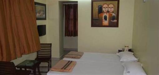 фото отеля Hotel Atithi Satkaar