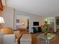 BEST WESTERN PLUS Grosvenor Airport Hotel