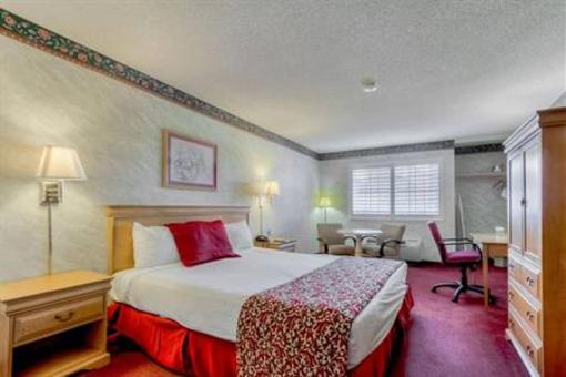 фото отеля Western Inn Old Town San Diego