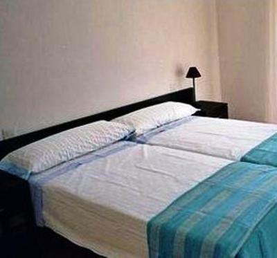 фото отеля Apartamentos Auhabitat Zaragoza