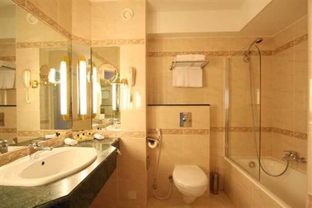 фото отеля Best Western Premier Hotel Corsica