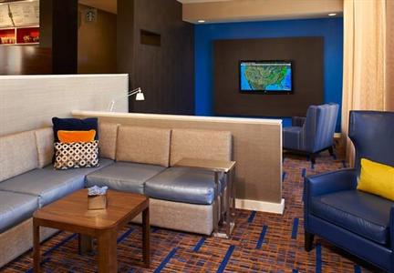 фото отеля Courtyard by Marriott Detroit Warren