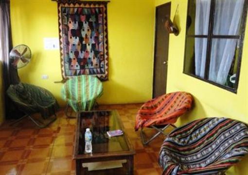 фото отеля Backpackers San Pedro Hostel & Excursions