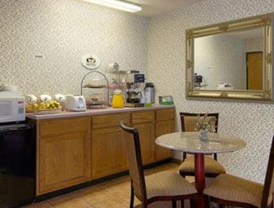фото отеля Super 8 Motel Olney