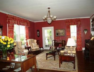 фото отеля Walnut Lane Inn Lyman