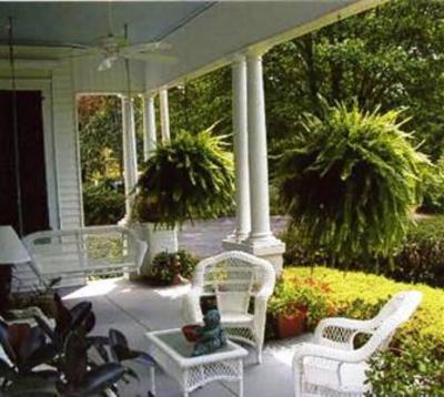 фото отеля Walnut Lane Inn Lyman