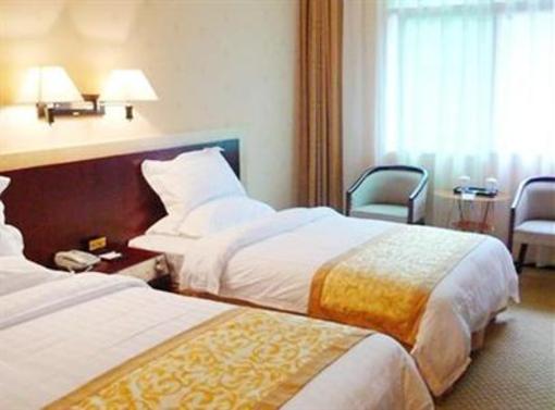 фото отеля Colorful Holiday Hotel