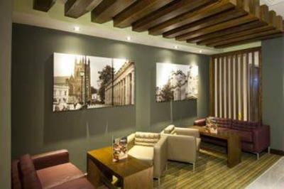 фото отеля Premier Inn Leamington Spa Town Centre