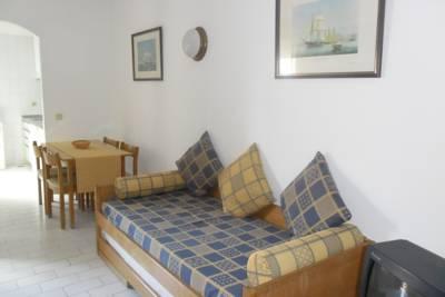 фото отеля Apartamentos Turisticos Lindomar