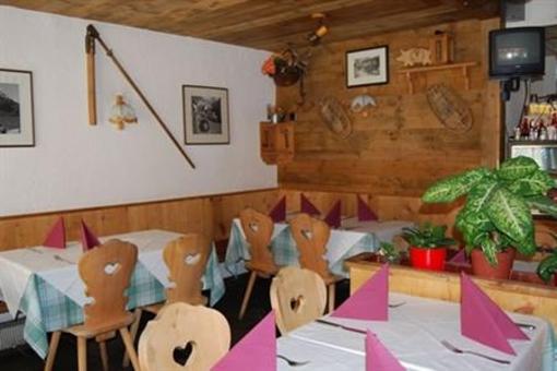 фото отеля Hotel Collina Scuol