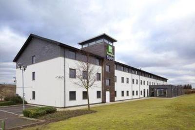 фото отеля Holiday Inn Express Cambridge