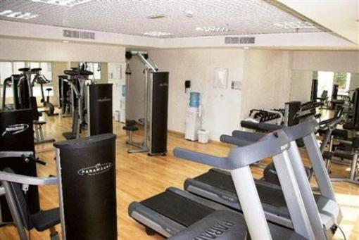 фото отеля Ramee Guestline Hotel Apartment 3