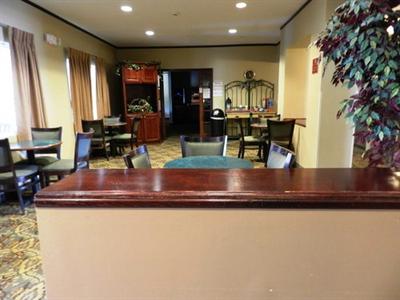 фото отеля Luxury Inn & Suites Troy (Missouri)