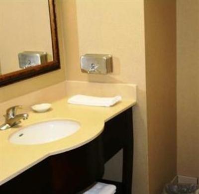 фото отеля Quality Inn, Mount Airy, NC
