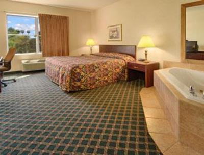 фото отеля Baymont Inn & Suites Grand Rapids Walker (Michigan)