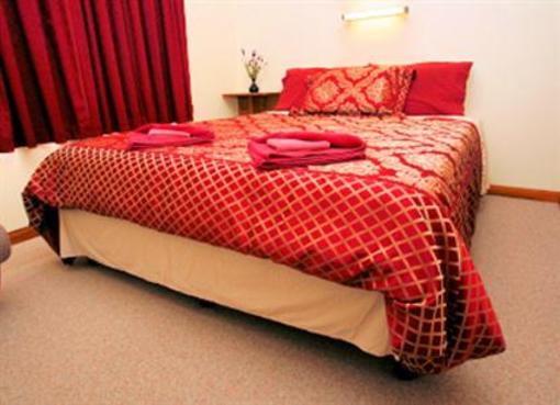 фото отеля Sharonlee Villas Strahan