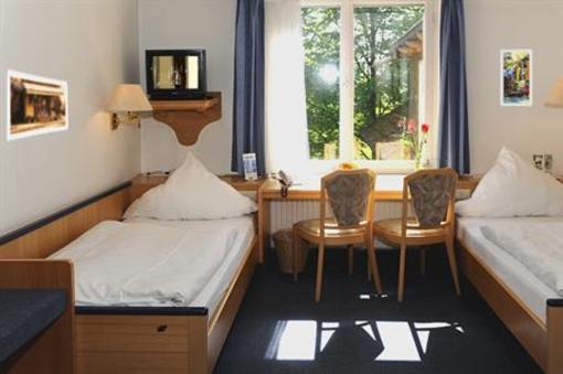 фото отеля Hotel Adler Waiblingen