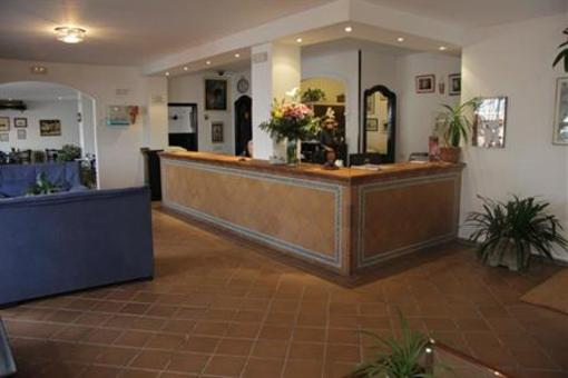 фото отеля Apartamentos Puerta del Sur