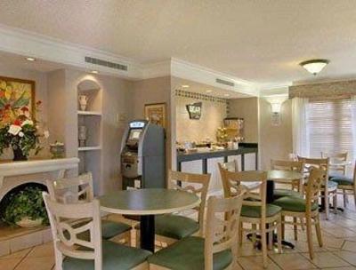 фото отеля Venetian Inn & Suites Houston