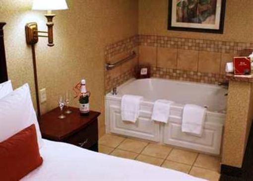 фото отеля Hampton Inn & Suites Toledo-Perrysburg