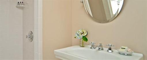фото отеля Chatham Gables Inn