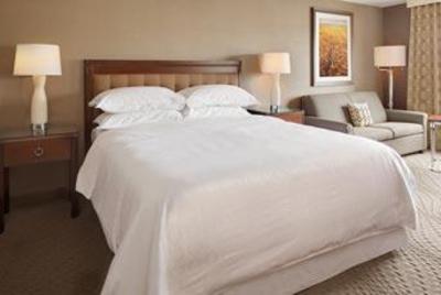 фото отеля Sheraton Omaha Hotel