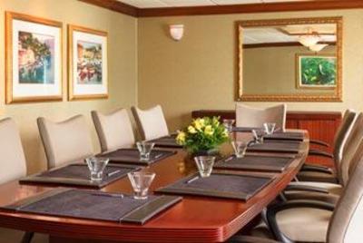 фото отеля Sheraton Omaha Hotel