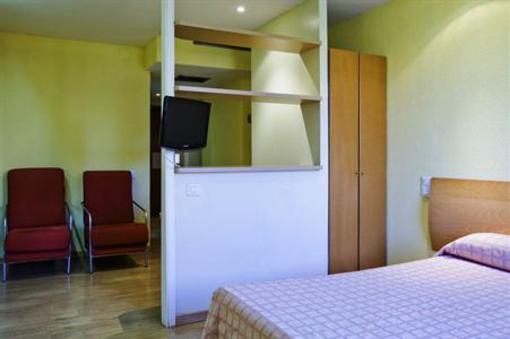 фото отеля Andromeda Apartamentos Madrid