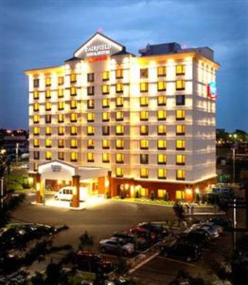 фото отеля Fairfield Inn & Suites Montreal Airport