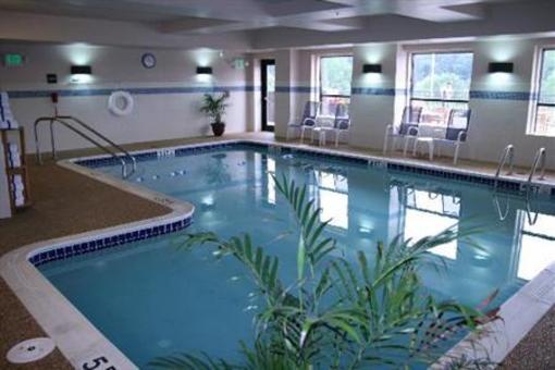 фото отеля Hampton Inn & Suites Canton