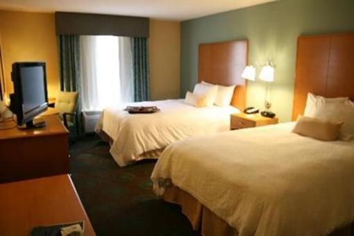 фото отеля Hampton Inn & Suites Canton