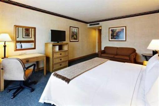 фото отеля Holiday Inn Express Ciudad Victoria