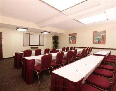 фото отеля Hampton Inn Atlanta - Buckhead