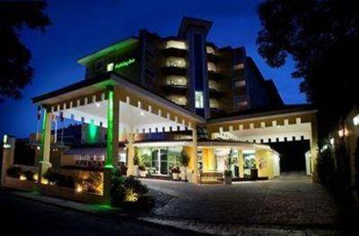 фото отеля Holiday Inn Express Hotel & Suites Cuernavaca