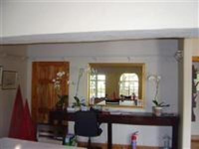 фото отеля Akuwaiseni Guest House Johannesburg