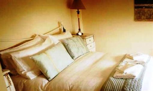 фото отеля Rye Flatt Bed & Breakfast Colne