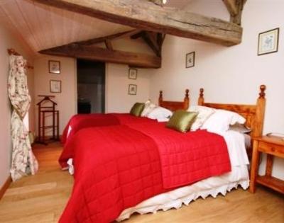 фото отеля Domaine du Revetison Chambres d'Hotes Chantonnay