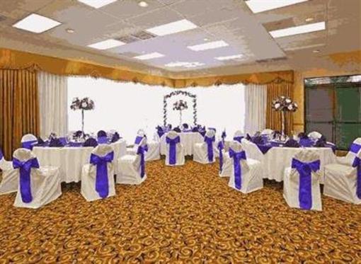 фото отеля Comfort Suites at Sabino Canyon