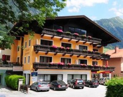 фото отеля Schlossalm Appartements