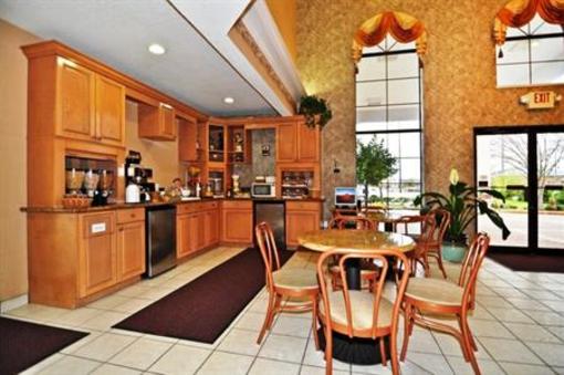 фото отеля BEST WESTERN Pearland Inn