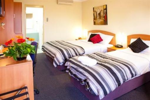 фото отеля Karinga Motel