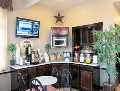 фото отеля Super 8 - New Braunfels, TX