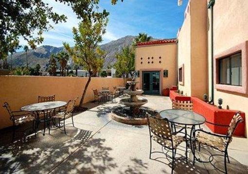 фото отеля Comfort Inn Palm Springs