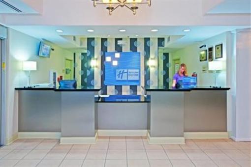 фото отеля Holiday Inn Express Suites Elizabethtown