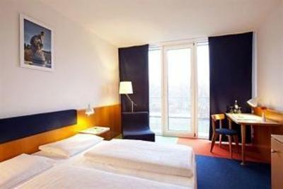 фото отеля Arcona Hotel Am Havelufer Potsdam