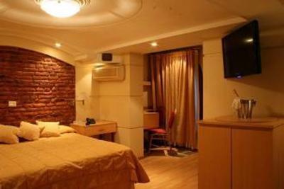 фото отеля Hotel A&B International