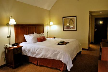 фото отеля Hampton Inn Capital Boulevard North Raleigh
