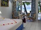 фото отеля Holiday Island Resort & Spa