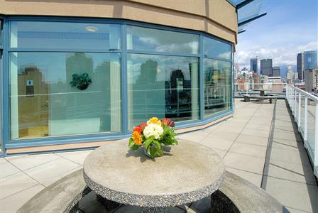 фото отеля BEST WESTERN PLUS Downtown Vancouver